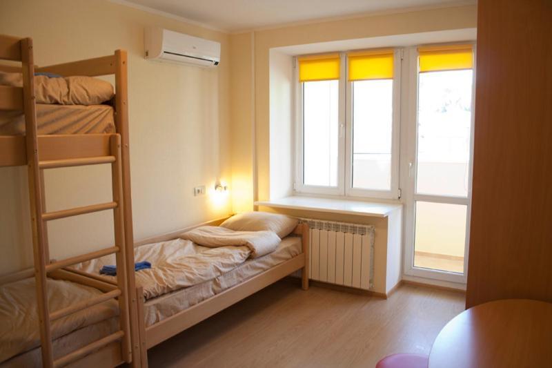 Petrani Hostel เคียฟ ภายนอก รูปภาพ